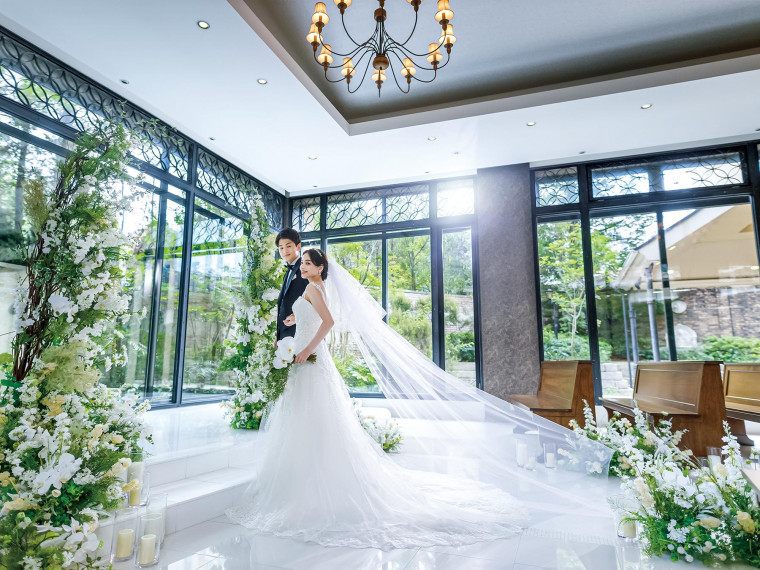 国内最大規模＊ドレスメーカーならではのブランドと取り揃え