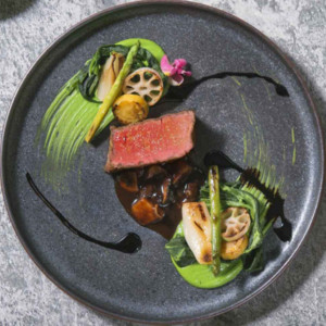 フランス料理が初めての方でも親しみが持てる婚礼コース|アーククラブ迎賓館(広島)/テイクアンドギヴ・ニーズウェディングの写真(54725189)