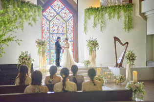 幻想的なチャペルで挙式|ウエディングパルコ アルジェントの写真(55335669)