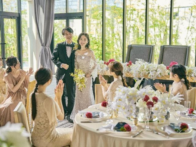 選べる2つのチャペル＆貸切邸宅