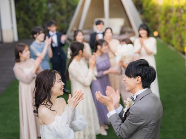 選べる2つのチャペル&貸切邸宅