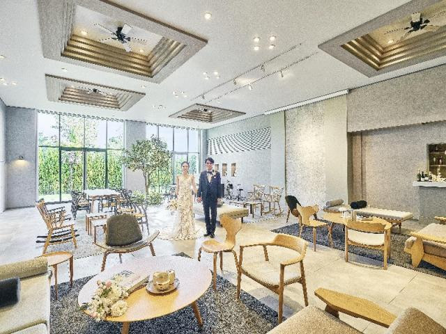 選べる2つのチャペル&貸切邸宅