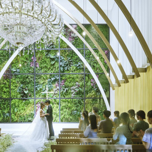 アーチ型の曲線が美しく、屋内にいながら開放感にあふれる華やかな空間|ザ・ロイヤルダイナスティ大宮（THE ROYAL DYNASTY OMIYA）の写真(56656464)