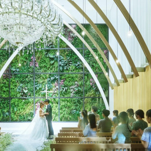 アーチ型の曲線が美しく、屋内にいながら開放感にあふれる華やかな空間|ザ・ロイヤルダイナスティ大宮(THE ROYAL DYNASTY OMIYA)の写真(58164519)