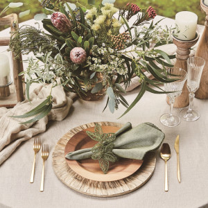 幸せの象徴とされてきたグリーンリースをモチーフにしたボタニカルデザイン|ザ・ロイヤルダイナスティ大宮(THE ROYAL DYNASTY OMIYA)の写真(55426816)