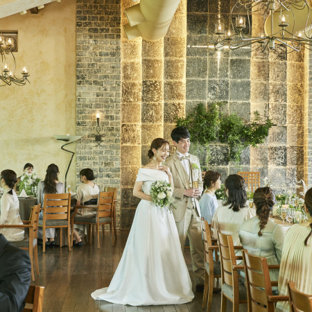 おふたりだけの雰囲気に染められる空間でたいせつなゲストをおもてなし