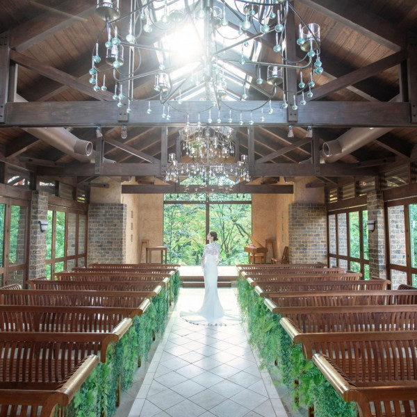 美しい空のロケーションでの結婚式を・・・