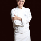 世界的パティシエ辻口博啓氏プロディースのスイーツも
大人気!