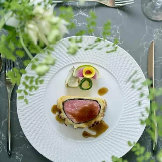 【料理が凄い！】2年連続口コミ評価1位！試食＆憧れ大聖堂見学