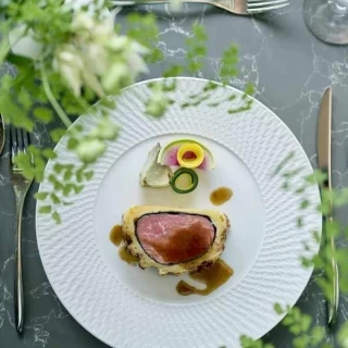 【料理が凄い！】2年連続口コミ評価1位！試食＆憧れ大聖堂見学