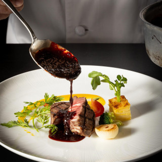 【シェフこだわりフルコース試食付き!】週末限定のプレミアムフェア