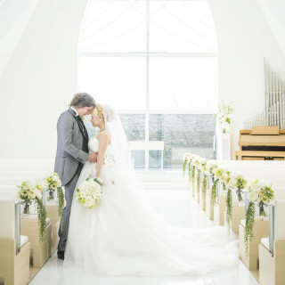 【夢実現】全員に結婚式《挙式料＆お2人の衣裳》プレゼント！