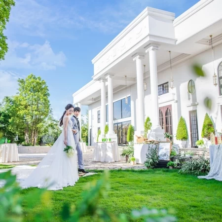 【White House】全員の笑顔がはじける爽やかさがあるガーデン