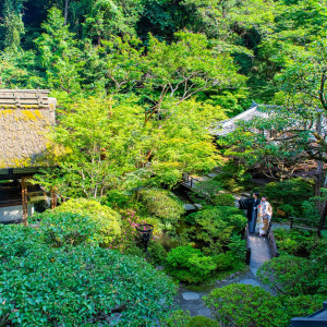 季節によって姿を変えるうかい鳥山の庭園はゲストからの印象も◎|うかい鳥山の写真(52647987)