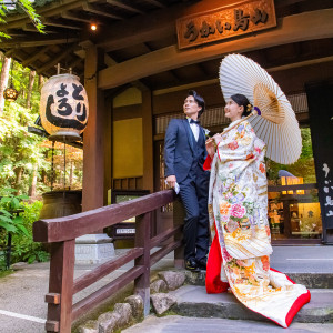 人数・料理・衣装をおふたりの希望に合わせたプランでご案内