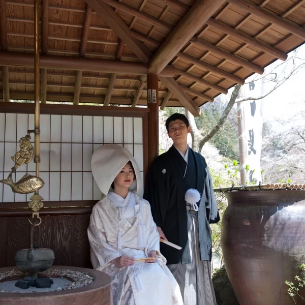 日本の情緒溢れる美しい庭園でうかい鳥山でしかお撮りできないお写真を撮影いたします。