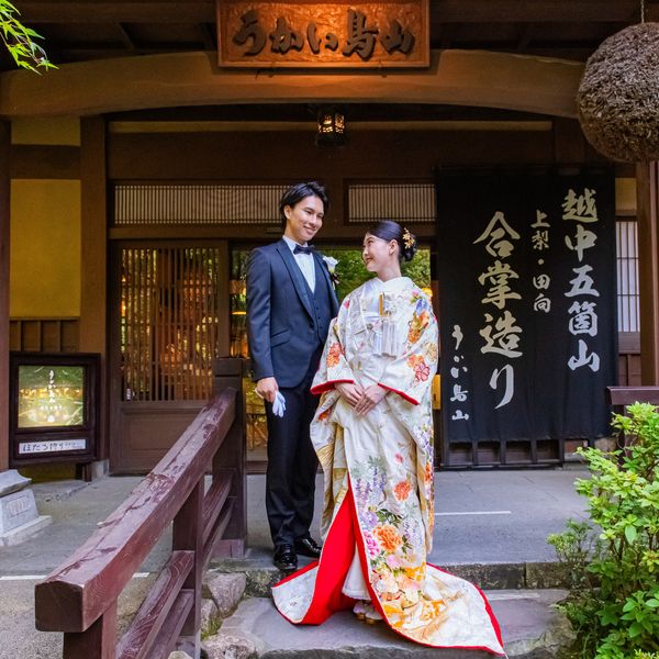 和の趣溢れるうかい鳥山でタキシード×色打掛の唯一無二の組み合わせを。|うかい鳥山の写真(51784365)