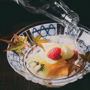 水菓子にまでこだわりぬいた、治作の婚礼料理。季節に合わせた素材や器で晴れの日を彩ります。。|つきじ治作の写真(47725738)
