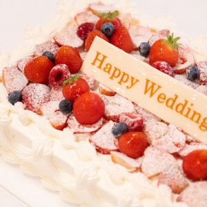 お人数様やお好みに合わせたウェディングケーキ。オーダーメイドケーキもご用意可能です。|つきじ治作の写真(47747524)