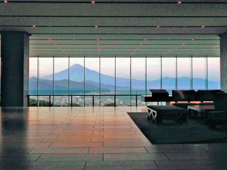 静岡の景勝地・日本平に位置し、“風景美術館”の別名を持つ