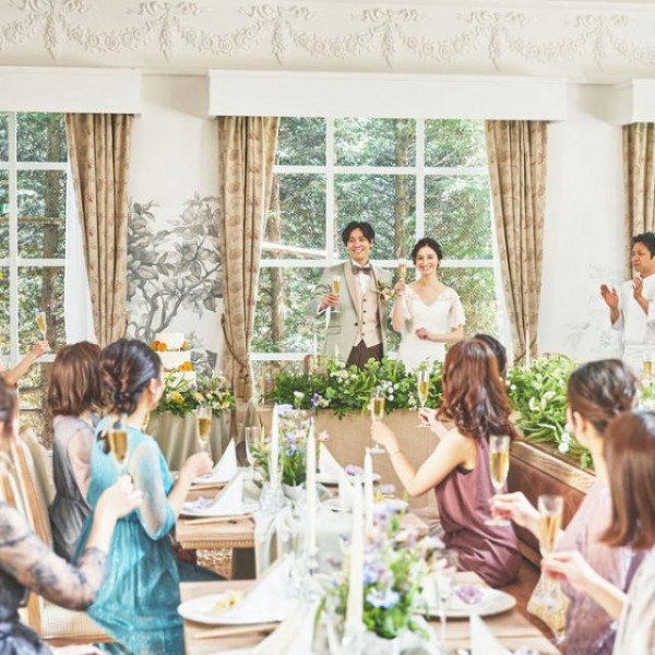 最大収容人数は120名