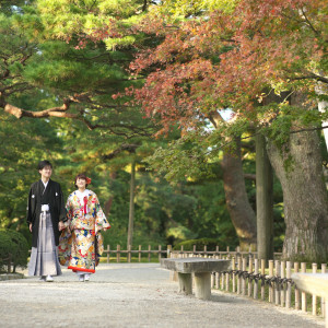 秋は紅葉の下での撮影が人気。|金沢東急ホテルの写真(53290709)