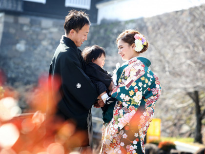 “しなくてもいい”時代に、
あえて選ぶという価値
ふたりらしく自由な結婚式を