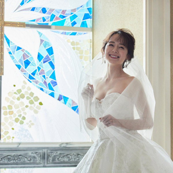 ドレス姿の花嫁が美しく輝ける空間でのフォトウェディング