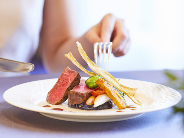 【オークラの美食×上質なホスピタリティ×神聖なチャペル・館内をご体感】