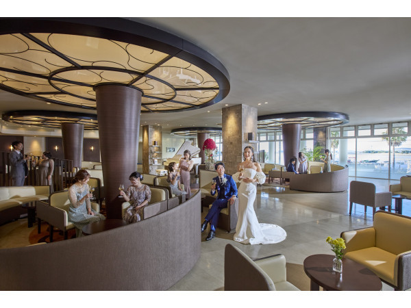 〈水の波紋をイメージした会場 RIPPLE〉