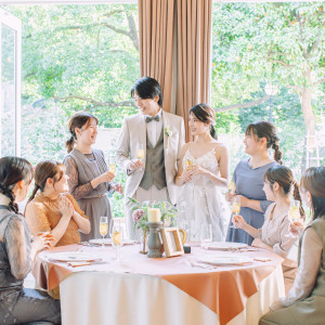 四季折々に色づく美しいガーデンからのサプライズ入場も☆自然と笑顔が溢れるあたたかなパーティが叶います|ENSOLEILLE（アンソレイエ）～VILLAGE WEDDING～の写真(54639286)