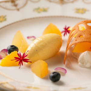 デザートも美味しいだけではなく美しさも追及＊パティシエが在籍しているからデザートブッフェもOK|ENSOLEILLE（アンソレイエ）～VILLAGE WEDDING～の写真(57002974)