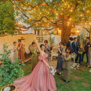 幻想的な雰囲気が魅力のナイトウエディング|ENSOLEILLE（アンソレイエ）～VILLAGE WEDDING～の写真(54290233)
