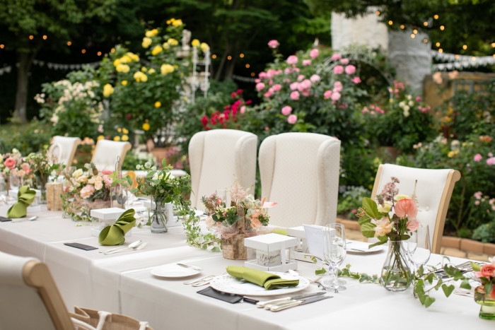 ガーデン会食も可能*暖かい日差しにつつまれて、美味しいものをみんなでわかちあう幸せ