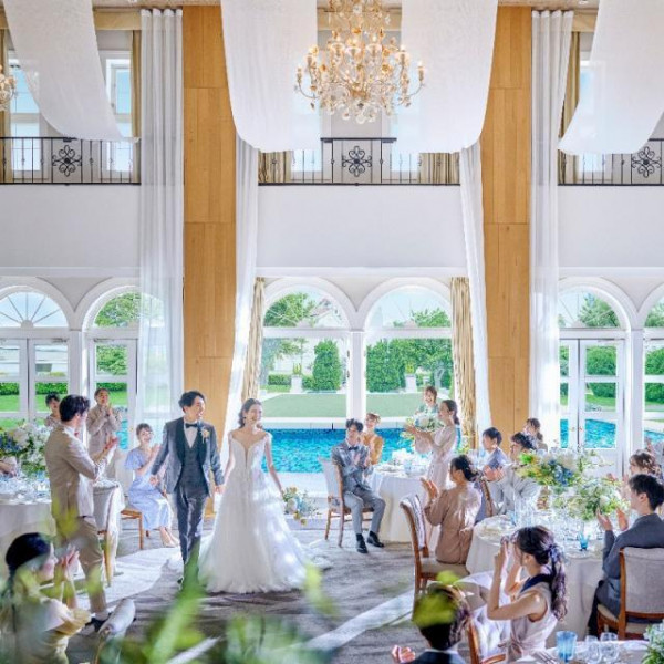 ガーデンと行き来してアットホームなパーティーを