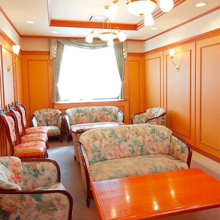 ご親族さま用お控室では、ご両家に1部屋づつご利用いただけます。会場内ではお昆布茶をサービスしております。|ルリアン大阪(ベルクラシック空港)の写真(735996)