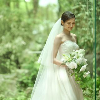 迎賓館のドレス・衣装の写真（1枚目）