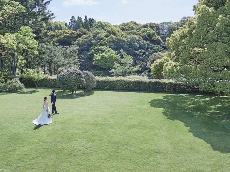 都心を忘れる8万坪の森。自然の美しさがゲストを癒す瞬間を