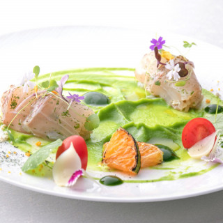 【口コミ11年連続受賞】挙式料＆60万優待！試食5品★新チャペル