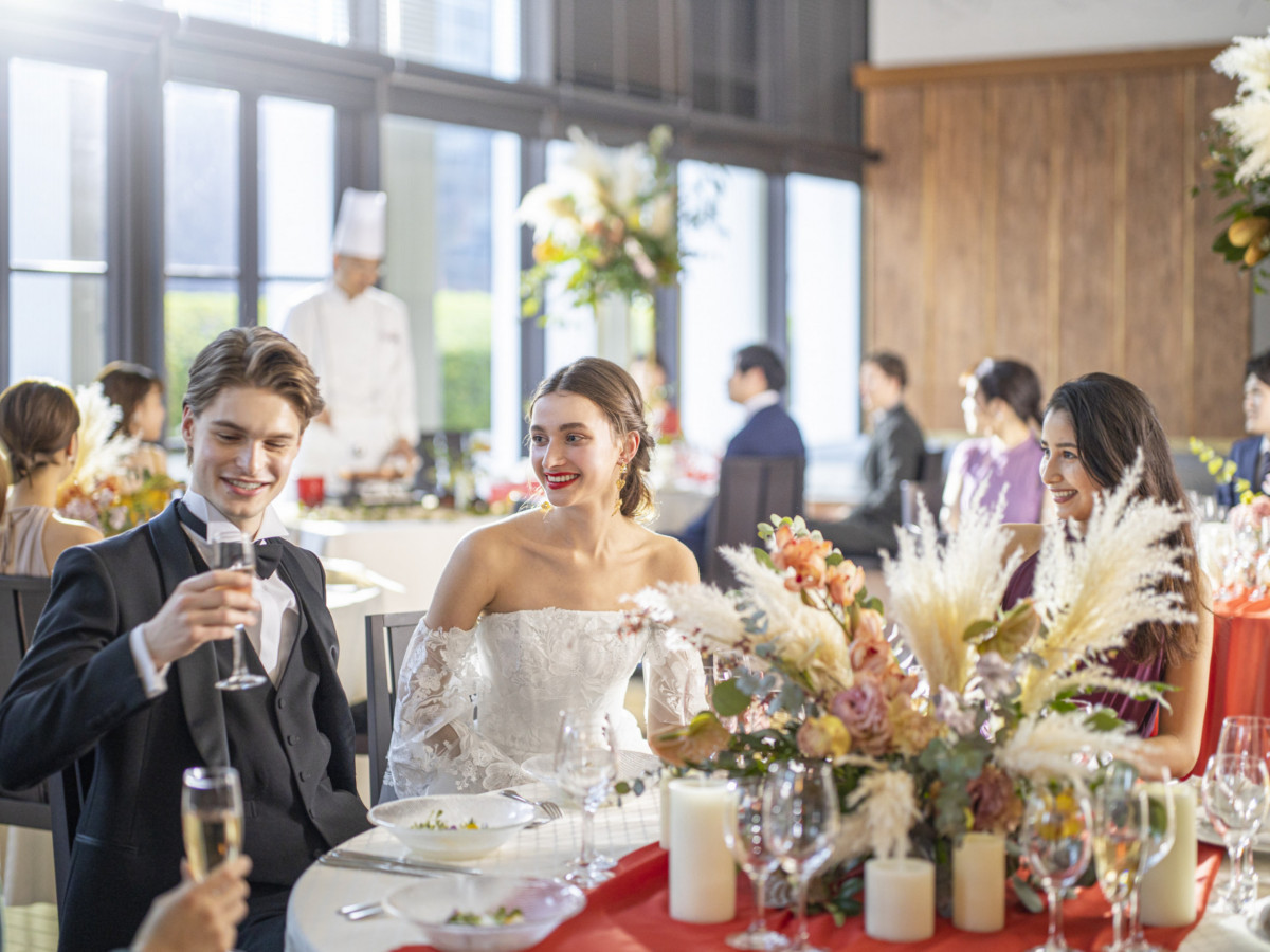  今の時代だからこそ
自分たちらしくでいい。
10Style Wedding