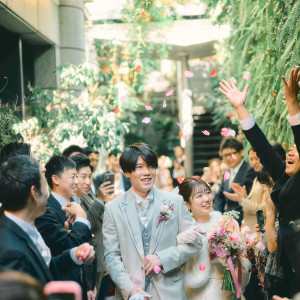 ガーデンでフラワーシャワー！|Angepatio（アンジェパティオ）の写真(50455161)