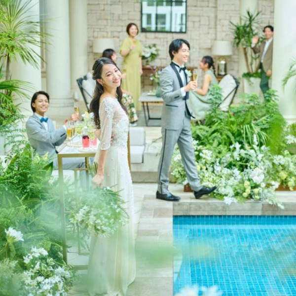 公式HPからのご予約、来館でギフトプレゼント