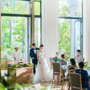 【新チャペル完成】選べる貸切邸宅＆プール演出体験×婚礼試食
