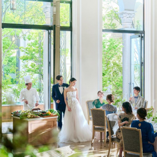 【新チャペル完成】選べる貸切邸宅&プール演出体験×婚礼試食