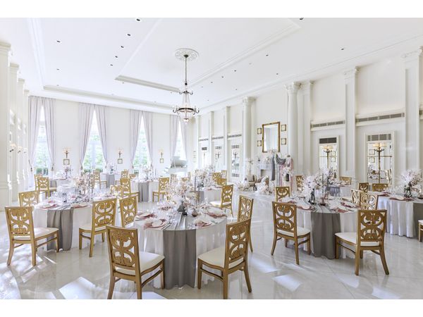 ニーズ浜松 by T&G WEDDING(旧 アーセンティア迎賓館 浜松)の【水の邸宅 ~WHITE HOUSE~ BANQUET】の写真(5枚目)