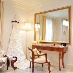 特別感のあるお部屋で花嫁支度|アーヴェリール迎賓館(岡山)の写真(852851)