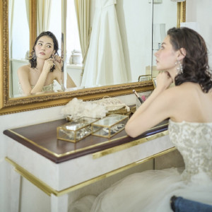 ゆったりとした時間が流れるブライズルーム|アーヴェリール迎賓館（岡山）/テイクアンドギヴ・ニーズウェディングの写真(54712819)