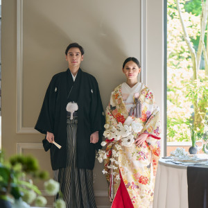 おふたりの好きなコーディネートに合わせたお花を|アーヴェリール迎賓館（岡山）/テイクアンドギヴ・ニーズウェディングの写真(53893544)
