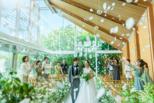 ロマンティックフラワーシャワー|アーセンティア迎賓館（高崎）/テイクアンドギヴ・ニーズウェディングの写真(55871278)