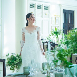 最新トレンドのドレスも見つかる